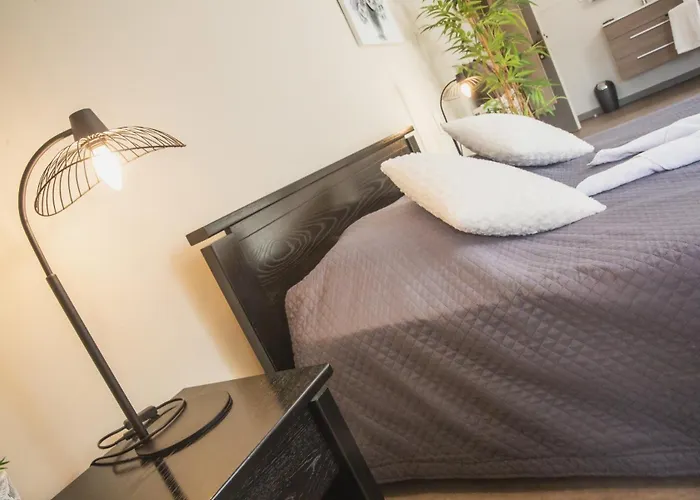 Bed & Breakfast Chez Pepette - D'hote A Lanas, Ardeche - Voguee - Balazuc 3*