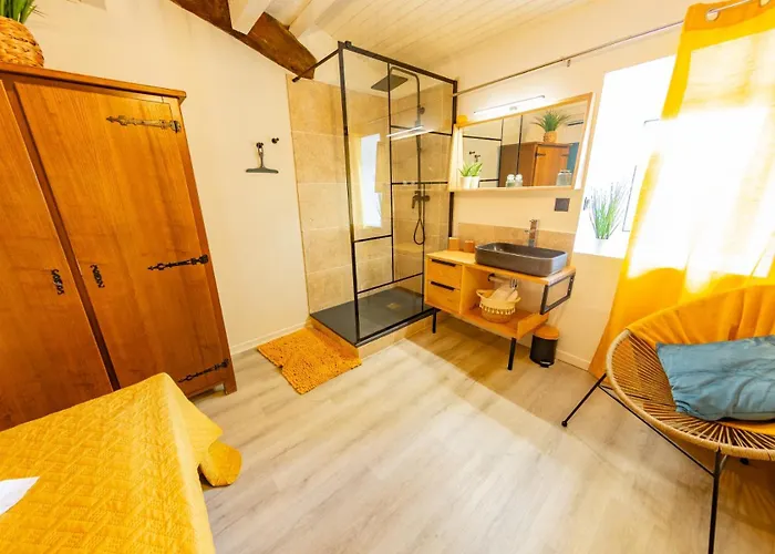 Bed & Breakfast Chez Pepette - D'hote A Lanas, Ardeche - Voguee - Balazuc Lanas