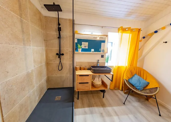 Chez Pepette - D'hote A Lanas, Ardeche - Voguee - Balazuc Bed & Breakfast 3*